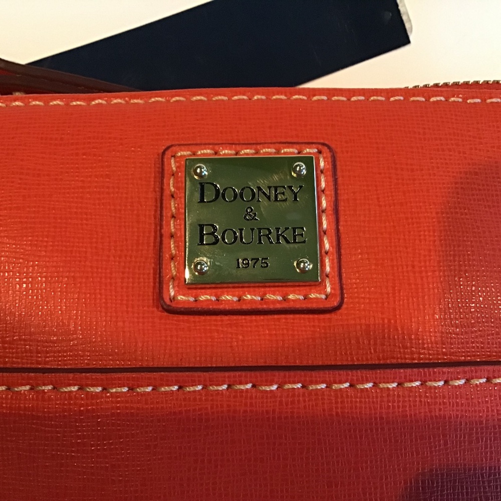 Dooney & Bourke Lexington crossbody purse in geranium NWT